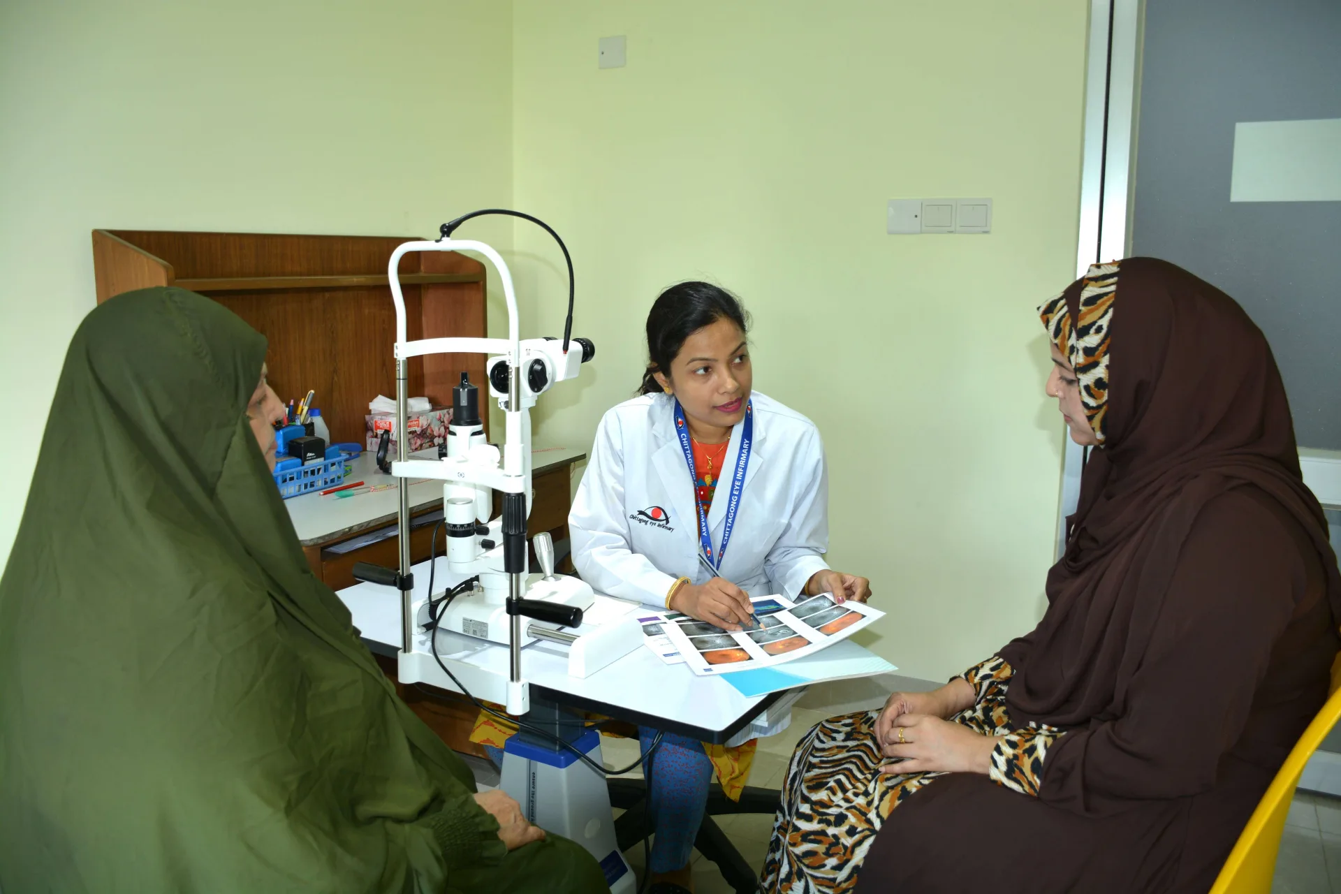 Diabetic retinopathy damage shown on retinal scan